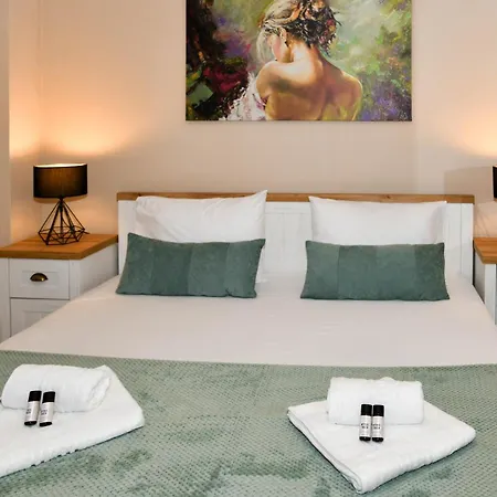 Secret Yard Luxury Διαμέρισμα Ανεμόμυλος