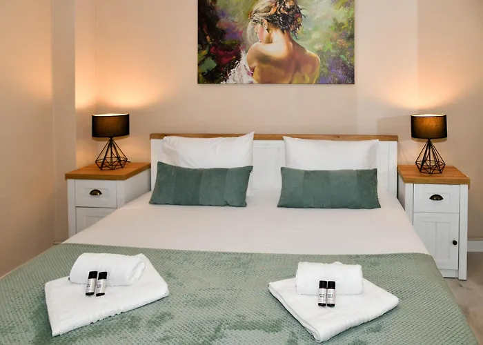 Secret Yard Luxury شقة Anemomylos