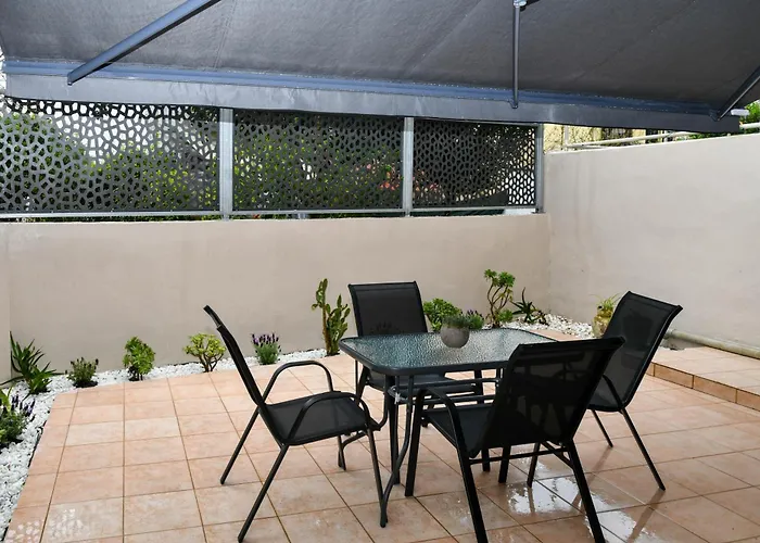 Secret Yard Luxury